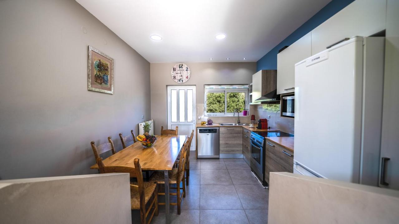 Petronila Luxury Villa With Heated Private Pool Kissamos Exterior photo